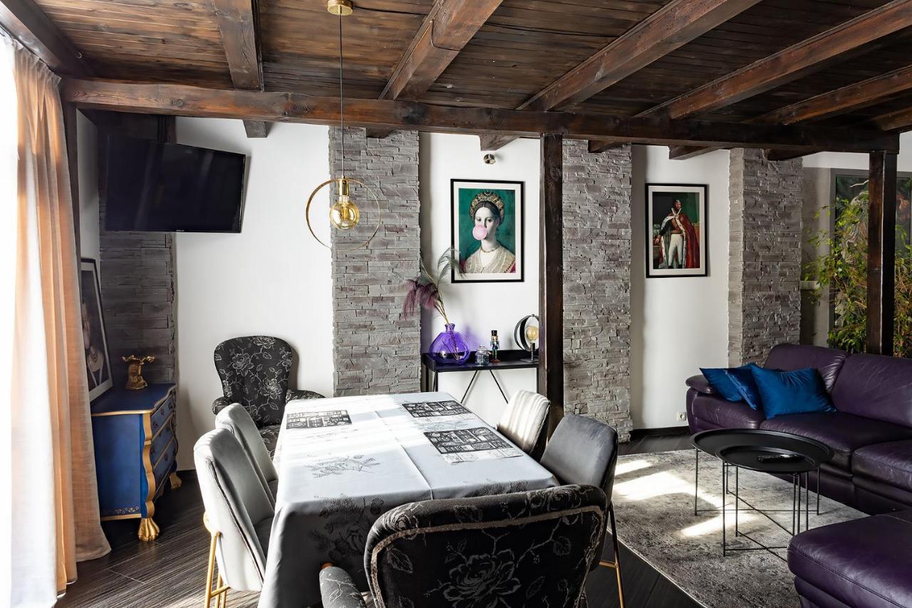 צ'סטוצ'ובה Apartament Dwupoziomowy Venus מראה חיצוני תמונה