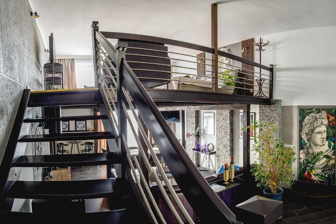 צ'סטוצ'ובה Apartament Dwupoziomowy Venus מראה חיצוני תמונה